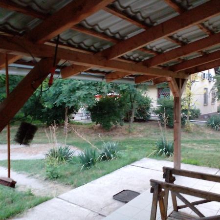 Dutch Farm In Felsolajos Apartment Exterior foto